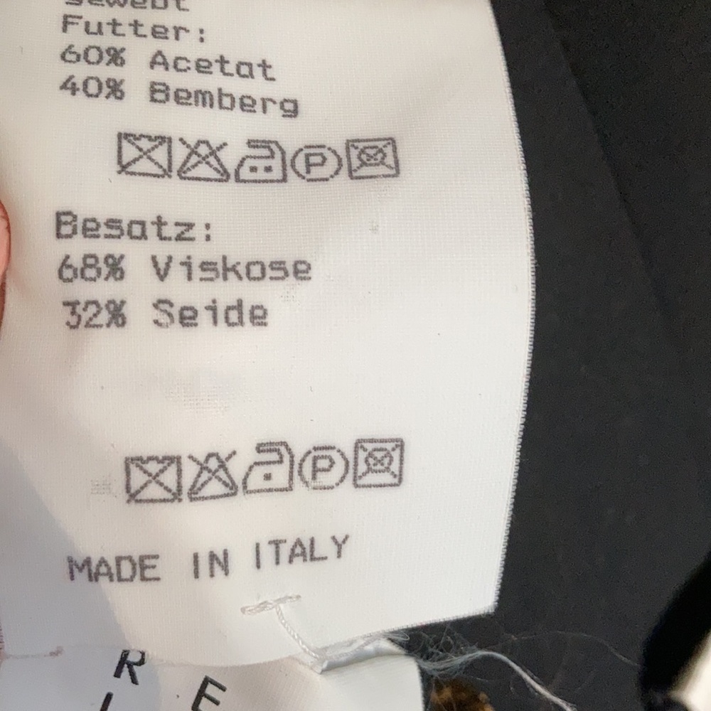 Classic Blazer - image 7